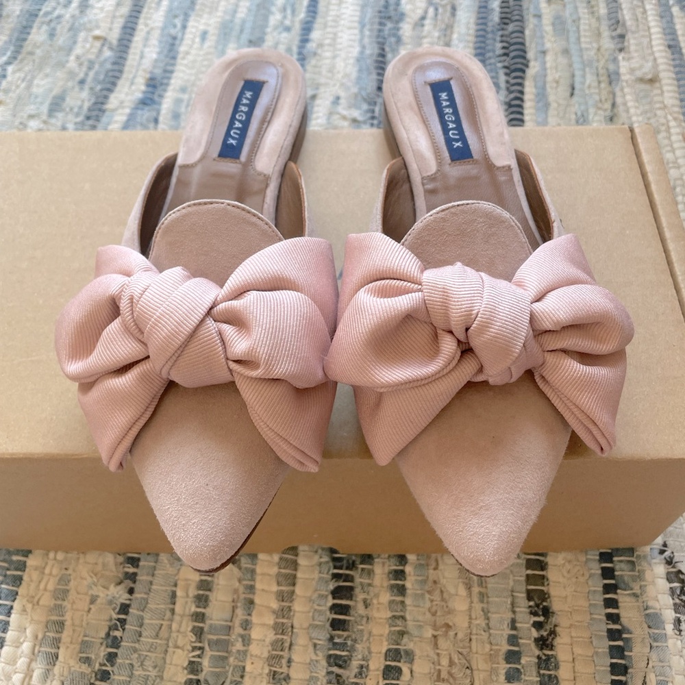 Margaux The Mule Bow Mules in Rose Suede, 6